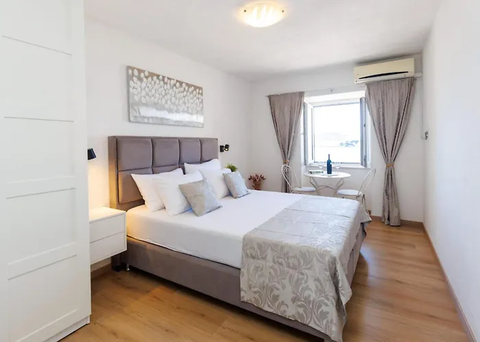 Banjo Polo Apartment *
